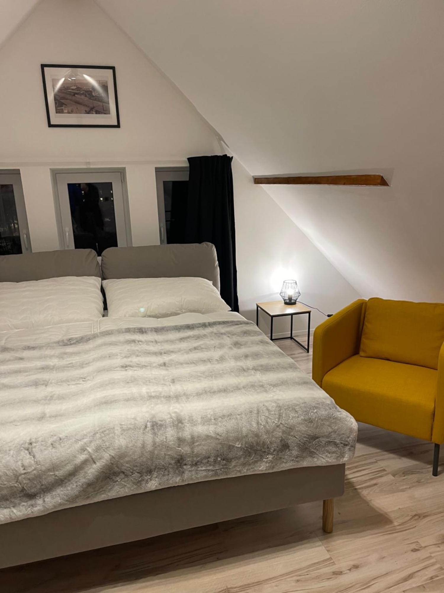 Apartmanovy Dum Jansky Sen ヤンスケー・ラーズニェ エクステリア 写真