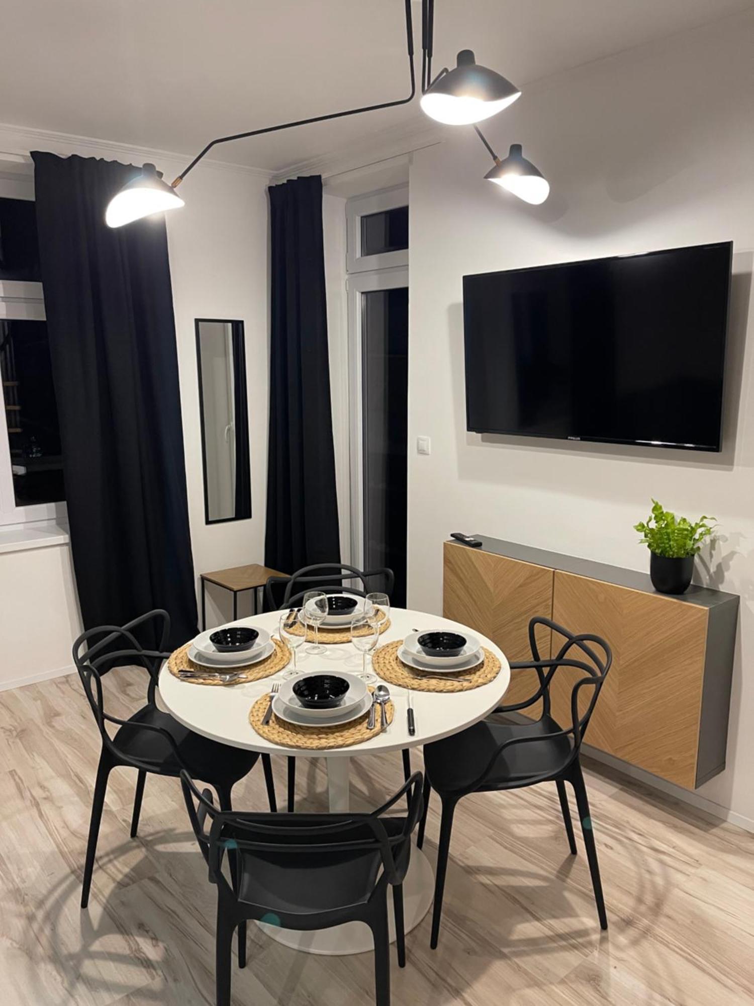 Apartmanovy Dum Jansky Sen ヤンスケー・ラーズニェ エクステリア 写真